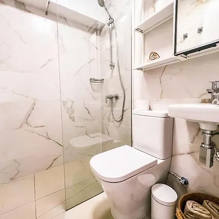Apartamento Stunning Bungalow, Pool, Terrace, Beach! Se12 *