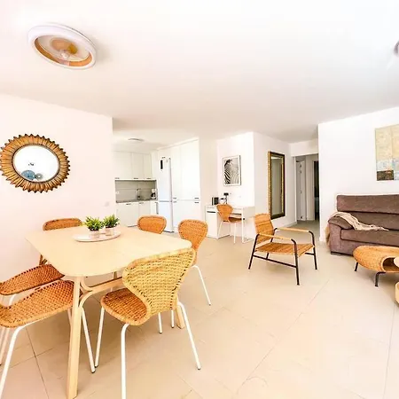 Stunning Bungalow, Pool, Terrace, Beach! Se12 Costa Adeje (Tenerife)