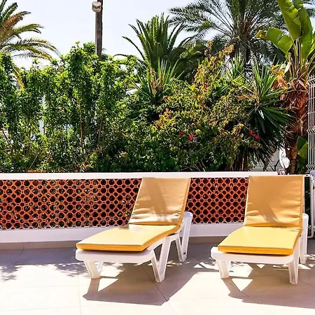 Stunning Bungalow, Pool, Terrace, Beach! Se12 Apartman