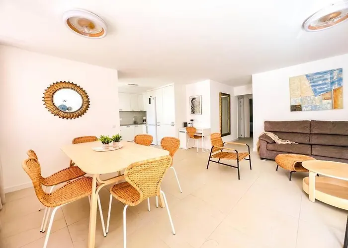 Stunning Bungalow, Pool, Terrace, Beach! Se12 Costa Adeje (Tenerife)