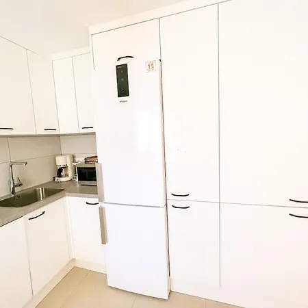 Stunning Bungalow, Pool, Terrace, Beach! Se12 Apartament