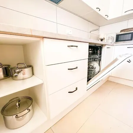 Appartement Stunning Bungalow, Pool, Terrace, Beach! Se12