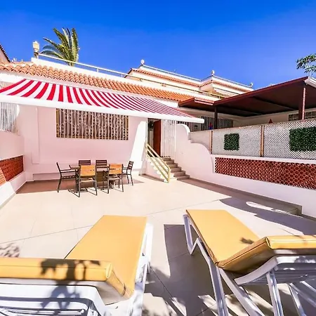 Stunning Bungalow, Pool, Terrace, Beach! Se12 *