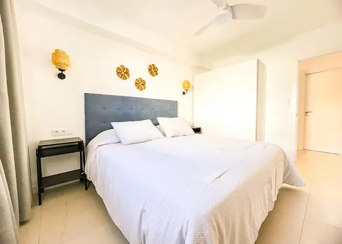 Stunning Bungalow, Pool, Terrace, Beach! Se12 *