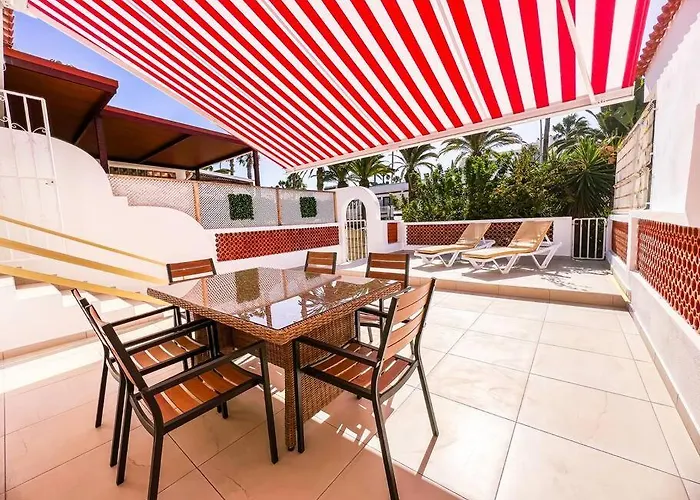 Appartamento Stunning Bungalow, Pool, Terrace, Beach! Se12 *