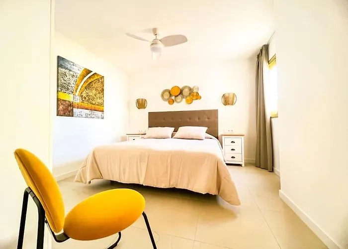 Stunning Bungalow, Pool, Terrace, Beach! Se12 *